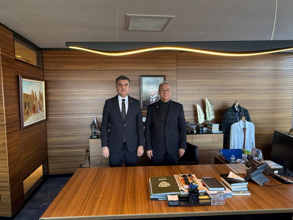 AK PARTİ ŞANLIURFA (@akpartiurfa) on Twitter photo İl Başkanımız <a href="/milhamigunbegi/">Mehmet İlhami GÜNBEGİ</a>, Şanlıurfa Vakfı Başkanı Mustafa Kemal Alataş’ı ziyaret etti.
Nazik ev sahipliği için kendilerine teşekkür ediyoruz.
Kardeşlik ve muhabbetin, bereket ve samimiyetin kadim şehri, tarihin sıfır noktası, peygamberler şehri Şanlıurfa'mız için İl Başkanımız <a href="/milhamigunbegi/">Mehmet İlhami GÜNBEGİ</a>, Şanlıurfa Vakfı Başkanı Mustafa Kemal Alataş’ı ziyaret etti.
Nazik ev sahipliği için kendilerine teşekkür ediyoruz.
Kardeşlik ve muhabbetin, bereket ve samimiyetin kadim şehri, tarihin sıfır noktası, peygamberler şehri Şanlıurfa'mız için