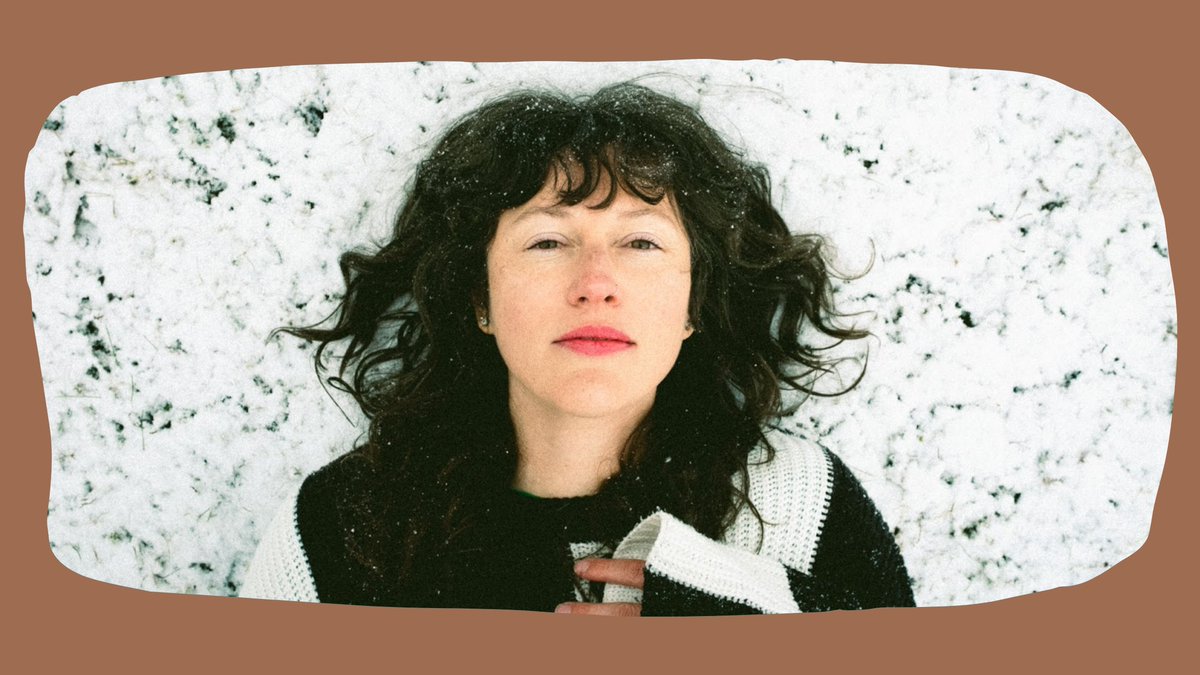 1/5 📷 Meet Magana ( <a href="/maganarama/">Magana</a> ), the indie witchy rock artist who turned pandemic isolation into musical magic. Her latest EP "Bad News" completes a trilogy of atmospheric releases that began in 2020 📷 #IndieMusic #NewMusic