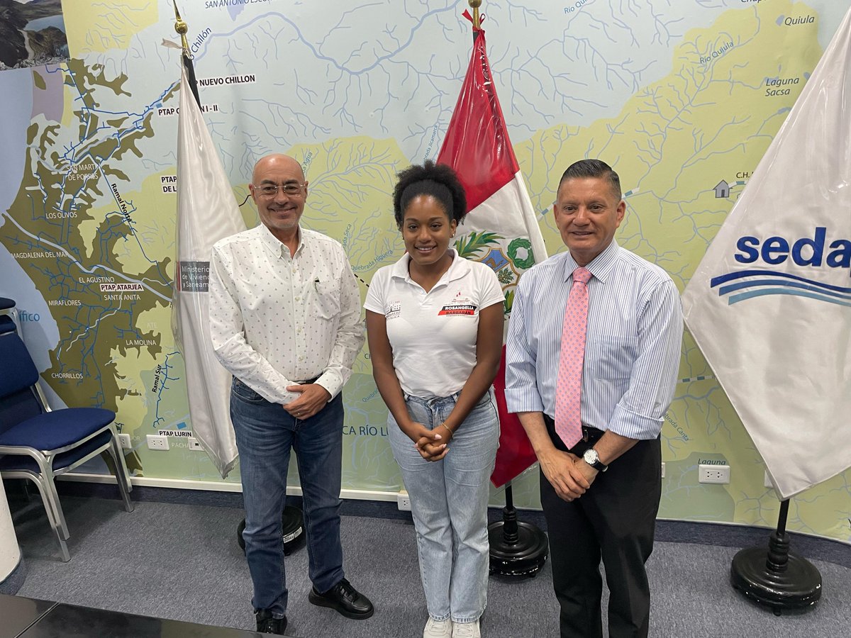 EspecialPro's tweet image. Hoy, la presidenta de la Comisión, Rosangella Barbarán, se reunió con el presidente de @SedapalOficial   para conocer la situación financiera de la empresa y su capacidad para ejecutar proyectos en favor de los limeños. Gestionaremos acciones para ayudar a cerrar las brechas.