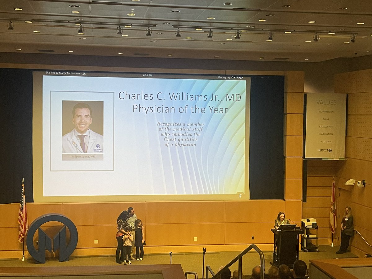 NaineshParikhMD's tweet image. well deserved @SpiessPhilippe for @MoffittNews 2025 physician of the year!!