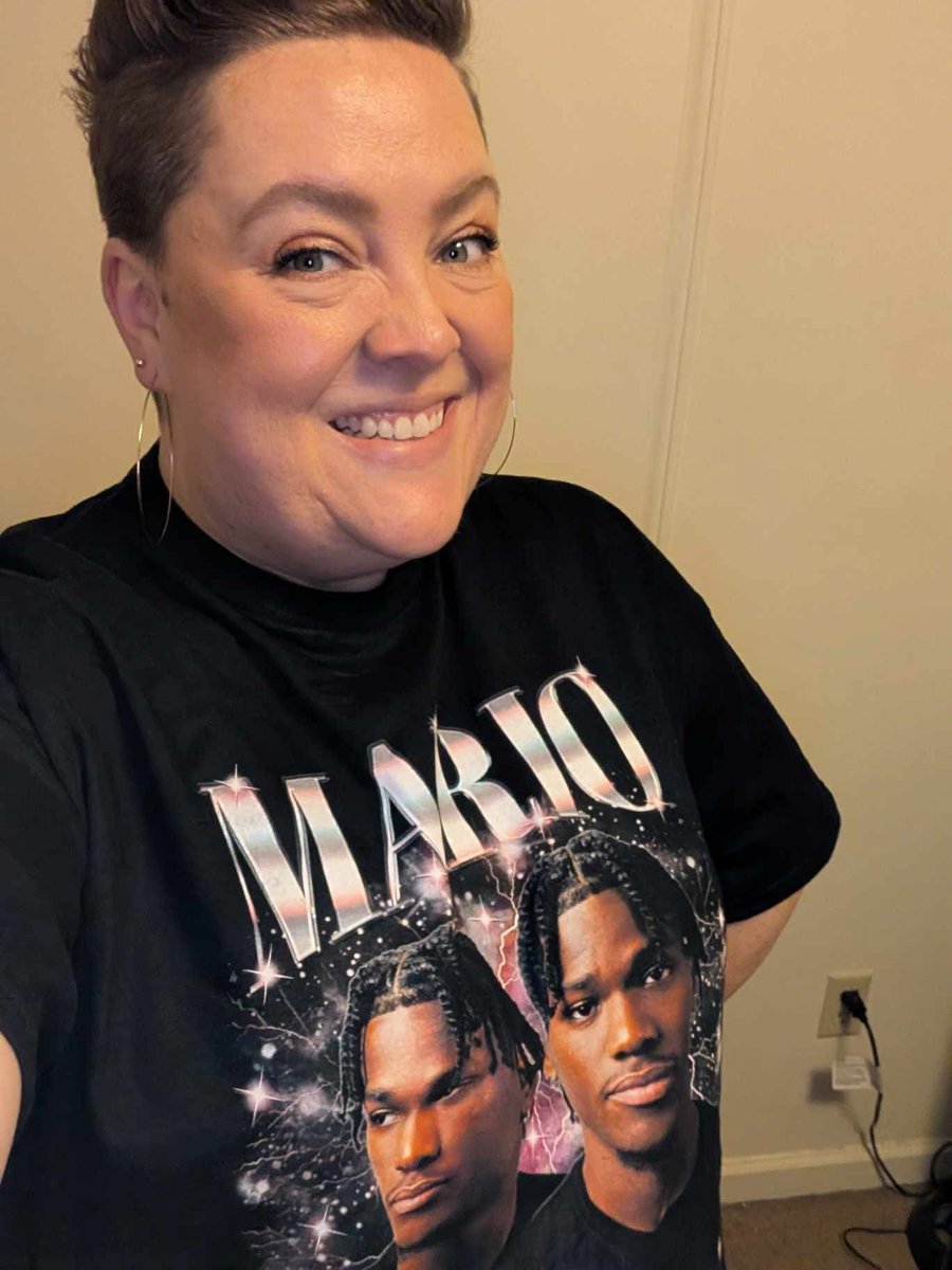 MarioMaitland_3's tweet image. Love this right here. 

My team went all out with custom-made shirts for trivia night at @KSBarAndGrille . 

I have no doubt they’ll be taking home the chip in a few weeks. 

Go Team Mario &amp;amp; very cool 😎