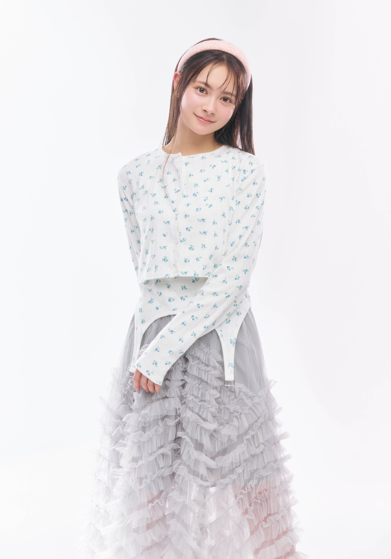 BUBKA_henshuubu's tweet image. AKB48 19期研究生 伊藤百花さん『bis』年間レギュラーモデルに決定「いろいろな姿をお見せできるように」
▼コメント&表紙は金村美玖さん
idol-culture.jp/geinou/161323/
#AKB48 @AKB48_staff #伊藤百花 @momoka_ito1206 #bis