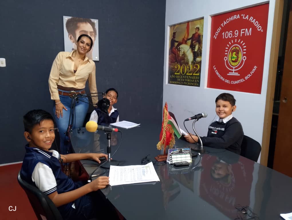 Hoy #24deFebrero en cabina UE Graciliano Colmenares, en la ¹06.9fm donde los niños comunican a través de la #Radio #MFW #Tachira #Vina2025 #Venezuela