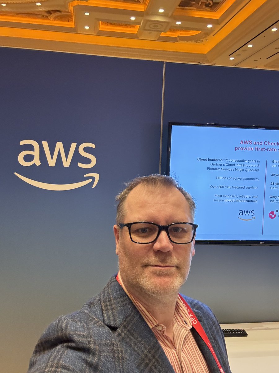 Going back in time and helping out on the booth #cpx2025