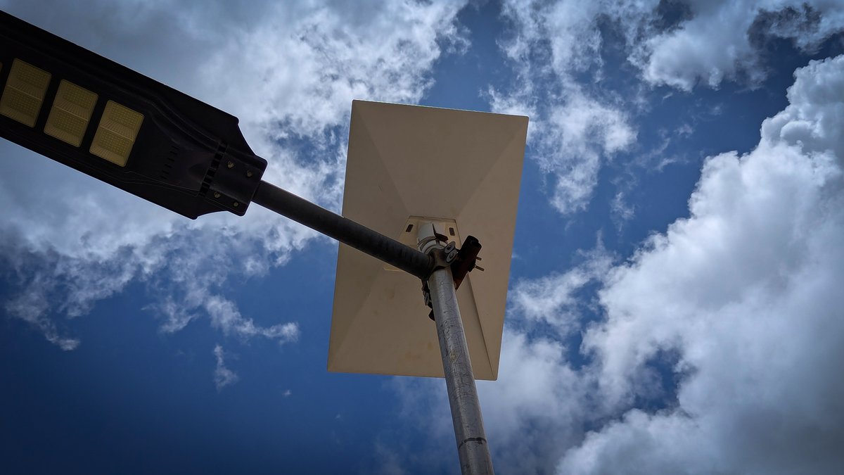 Starlink in Zimbabwe 5 months later. Should you buy it?
- $30 &amp; $50 subs perform the same. Don't get the $50
- Super fast download, slow upload (cloud backups? wouldn't recommend)
- Installments are now available for the Mini
- Works in the rain...mostly

youtu.be/glaFUWNVXEI