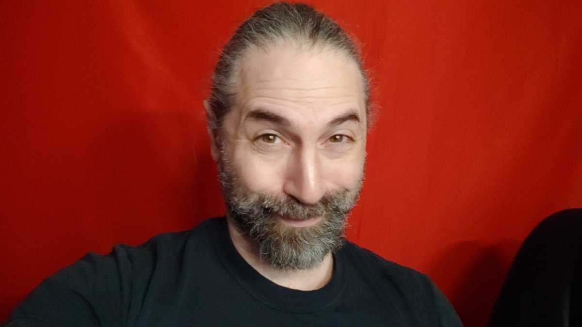 ThomasJBellezza's tweet image. Progress is progress—no matter the pace. Breaking Down Success is nearly there, The Write Mindset hit 300+ watch hours again, and last week’s videos tackled writing, accountability, &amp;amp; more. Keep going, keep writing. One step at a time. MakeARightLeftHere.com