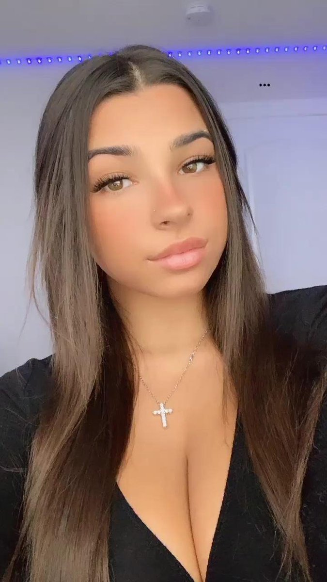 MageSpace_'s tweet image. Exciting Updates to Hunyuan Video Generation on Mage!

🔥Image-to-Video
🔥Advanced Settings
🔥HD Quality

Currently in beta, now available exclusively to Pro and Pro Plus members: mage.space/video

#AIvideo #HunyuanVideo #MageSpace @TXhunyuan