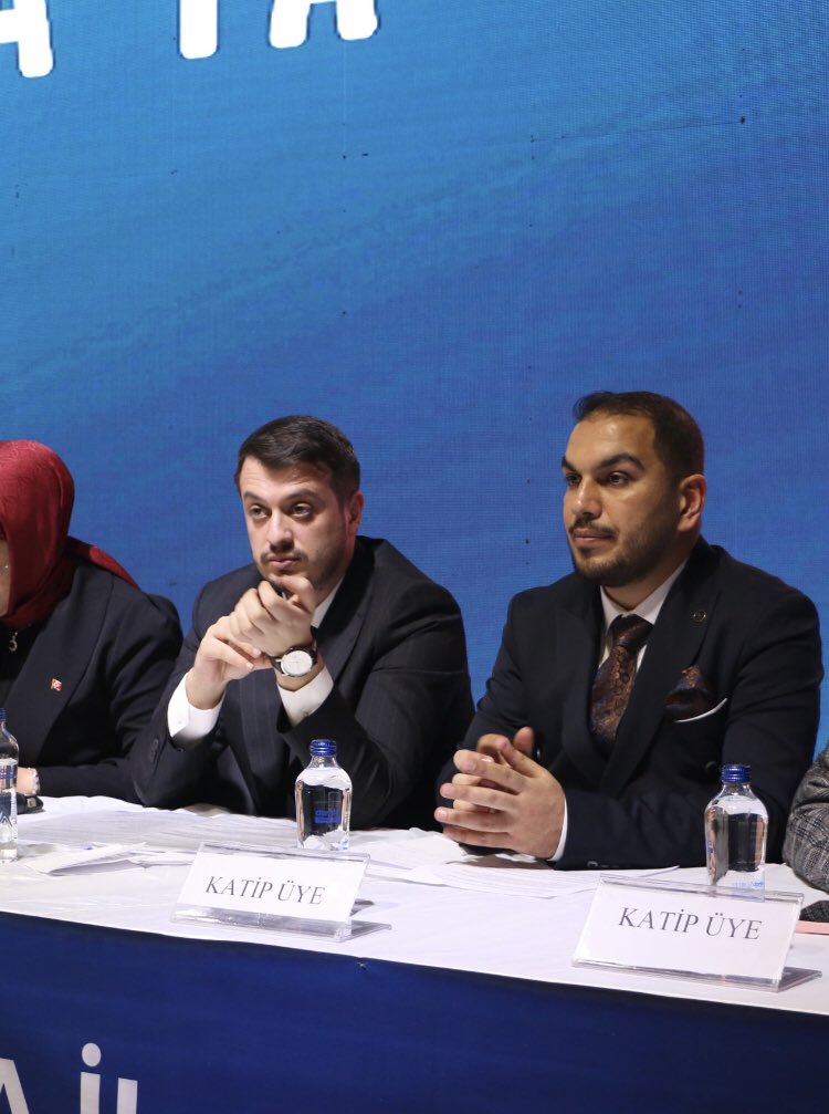 Ali TOPAL (@pskalitpl) on Twitter photo MYK üyeliğine seçilen kıymetli başkanım <a href="/ikbalgulcin/">Muhammed İkbal Gülçin</a> ‘e yeni görevinde başarılar diliyorum.
<a href="/RTErdogan/">Recep Tayyip Erdoğan</a>
<a href="/Akparti/">AK Parti</a>
<a href="/akpartiurfa/">AK PARTİ ŞANLIURFA</a>
<a href="/akgencliksurfa/">AK Gençlik Şanlıurfa</a>
<a href="/avyusufibis/">Yusuf İBİŞ</a>
<a href="/milhamigunbegi/">Mehmet İlhami GÜNBEGİ</a>
<a href="/furkankucukk_/">Furkan KÜÇÜK</a> MYK üyeliğine seçilen kıymetli başkanım <a href="/ikbalgulcin/">Muhammed İkbal Gülçin</a> ‘e yeni görevinde başarılar diliyorum.
<a href="/RTErdogan/">Recep Tayyip Erdoğan</a>
<a href="/Akparti/">AK Parti</a>
<a href="/akpartiurfa/">AK PARTİ ŞANLIURFA</a>
<a href="/akgencliksurfa/">AK Gençlik Şanlıurfa</a>
<a href="/avyusufibis/">Yusuf İBİŞ</a>
<a href="/milhamigunbegi/">Mehmet İlhami GÜNBEGİ</a>
<a href="/furkankucukk_/">Furkan KÜÇÜK</a>
