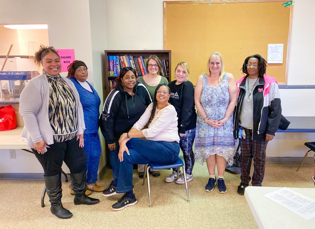 The House of Bread Program empowers women with job skills training, mentoring, and ServSafe Certification. In partnership with our ROSS Program, they’re hosting their winter sessions at our Bluestone Park site to provide support to our residents! Such a great collaboration!