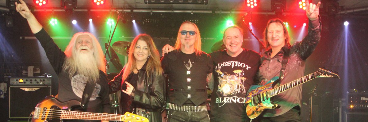 What a great day we've had doing some video shoots for 3 new tracks for our next album release.
Special thanks to Darren at <a href="/orileyshull/">O'Rileys Hull</a>, Wan and our Colin for all your efforts, we truly appreciate all that you do.

#izengard #izengardband  #massacrerecords   #hammerdownallin