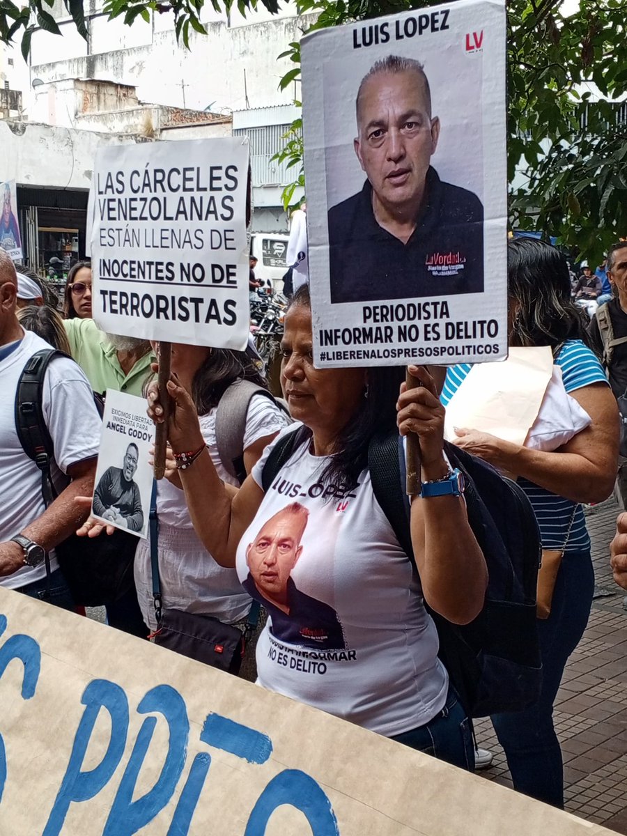 Tras dos exitosas jornadas, los familiares de presos políticos mantienen la Ruta por la Justicia y la Libertad con tres nuevas paradas anunciadas por el <a href="/clippve/">Comité por la Libertad de los Presos Políticos.</a> 
provea.org/actualidad/fam…