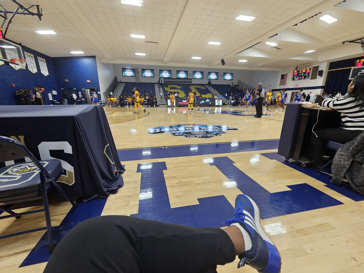 Taking in our tournament game from these awesome floor-level seats! Shout out to the @hbcuac and @gostillman for putting on a top-class event!  #HBCUAC #WhereWinnersThrive