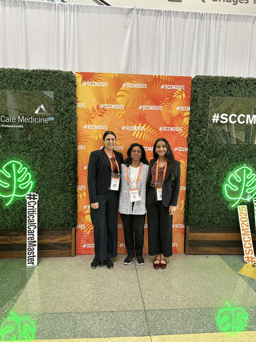 Varsha Gharpure (@gharpurevarsha) on Twitter photo Proud of Divya Abbaraju & Jessica Beroukhim, MS-2s from <a href="/RFUniversity/">Rosalind Franklin U</a> for working on Pediatric Pneumorrhachis systematic review during their research internship <a href="/AdvocateKids/">Advocate Children's Hospital</a>. Great job presenting poster at #SCCM2025. Proud of Divya Abbaraju & Jessica Beroukhim, MS-2s from <a href="/RFUniversity/">Rosalind Franklin U</a> for working on Pediatric Pneumorrhachis systematic review during their research internship <a href="/AdvocateKids/">Advocate Children's Hospital</a>. Great job presenting poster at #SCCM2025.