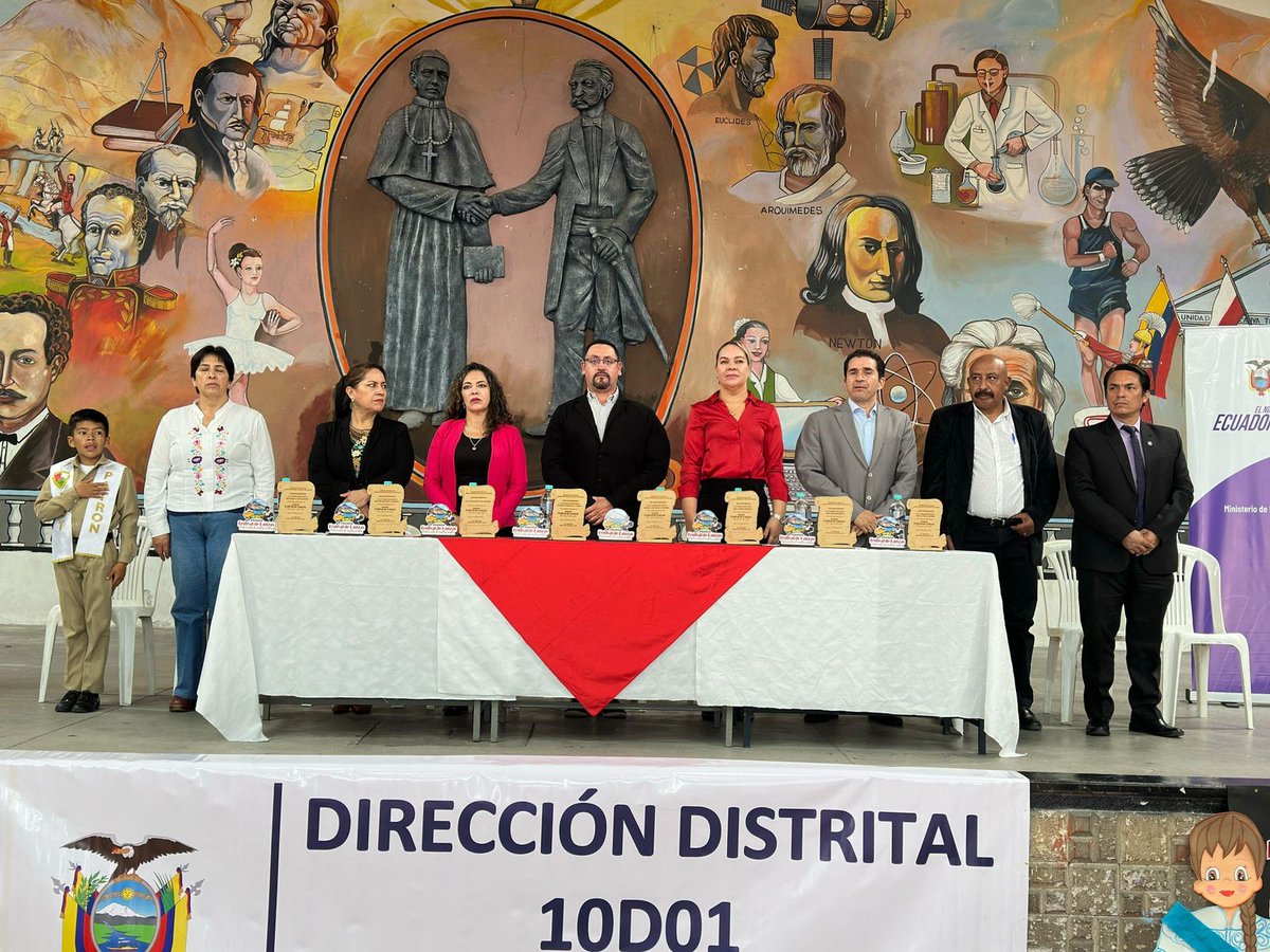 RinaCampainB's tweet photo. 📍[IBARRA]🎊🎉
Inauguramos el Primer Festival de Danza Tradicional de Nuestros Pueblos, donde participaron 1600 estudiantes aproximadamente del distrito 10D01 Ibarra,  impulsamos las tradiciones ancestrales en cada uno de los distritos.
#ElNuevoEcuadorResuelve🇪🇨 https://t.co/avLhNNTXjK