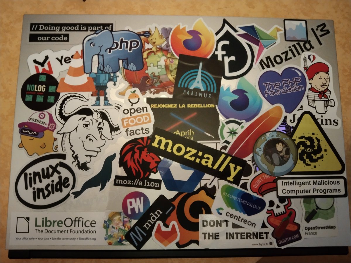 hellosct1's tweet image. Nouvel ordinateur custom... Quelques logos incontournable @mozilla @mariadb @LibreOfficeFR @elePHPant_off @aprilorg @framasoft @ParisWeb @firefox @FirefoxNightly @NologPodcast @jenkinsci @afup @yeswehack @MDNfr @CentreonFR  @OpenFoodFactsFr @grafana @OSM_FR  #freesoftware #gnu