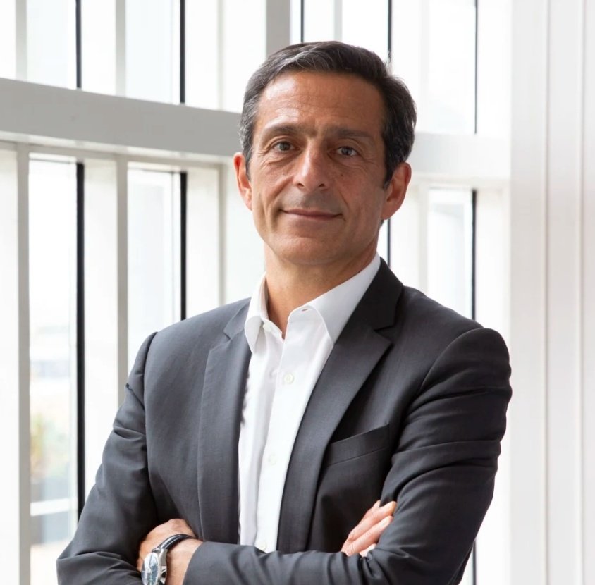 Selon Martin ajdari, nouveau président de l'Arcom, "la communication audiovisuelle est libre"..
À quelques jours de la fermeture de C8..
Ils nous prennent vraiment pour des cons.
#TPMP