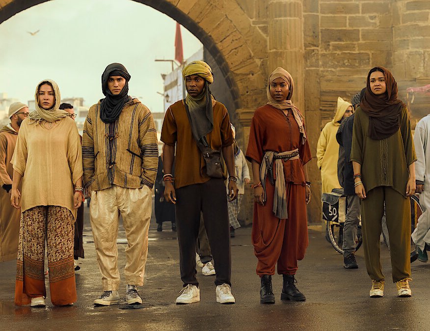 cleopelandia's tweet image. Family come back soon! GIVE ME MY BABIES #CORE5