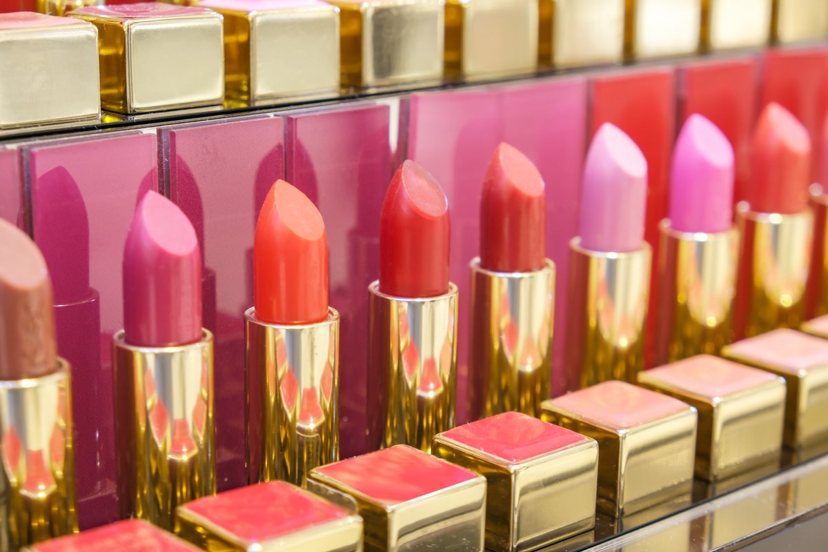 SyntesAi's tweet photo. Brands are seeing a 20%+ profit boost & 95% time savings with Syntes AI's agentic AI agents. Find out how leading companies launch products faster, reduce returns, and exceed customer expectations. Read more: https://t.co/TCW2kku3h8 #AI #BeautyIndustry #HealthBrands #SyntesAI https://t.co/Z0JorNZtnq