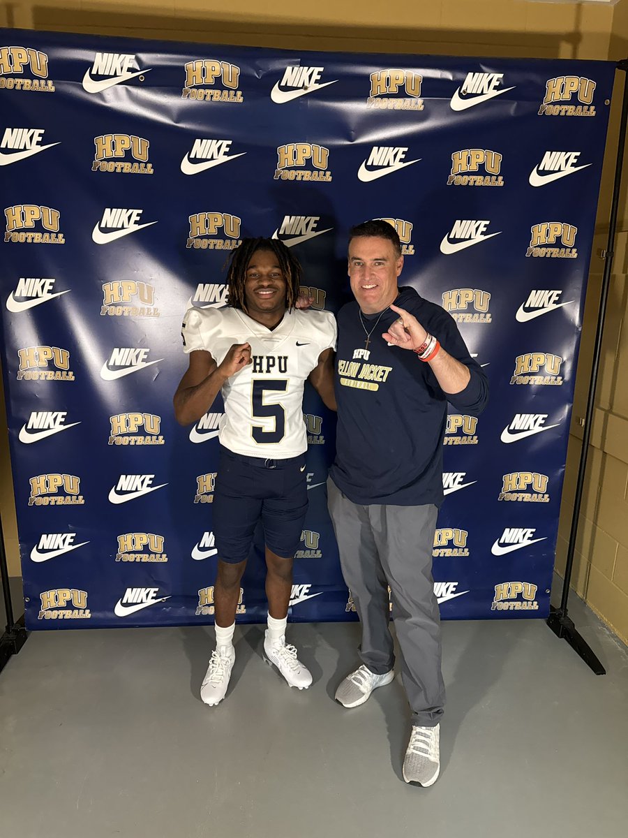 Zaire (@zairenuells5) on Twitter photo Thank you <a href="/HPUFootball/">Howard Payne University Football</a> for having me on a visit I enjoyed the campus <a href="/HeathClawson/">Coach Clawson</a> <a href="/Coach_Lu/">Rich Lucero Ŧ</a> <a href="/lunasean7/">Sean Luna</a> <a href="/CoachDouglasIII/">James Douglas III</a> <a href="/CoachJayWllms/">Coach Jervis Williams</a> <a href="/CoachGipson11/">Coach Gipson</a>
STING EM🐝 Thank you <a href="/HPUFootball/">Howard Payne University Football</a> for having me on a visit I enjoyed the campus <a href="/HeathClawson/">Coach Clawson</a> <a href="/Coach_Lu/">Rich Lucero Ŧ</a> <a href="/lunasean7/">Sean Luna</a> <a href="/CoachDouglasIII/">James Douglas III</a> <a href="/CoachJayWllms/">Coach Jervis Williams</a> <a href="/CoachGipson11/">Coach Gipson</a>
STING EM🐝