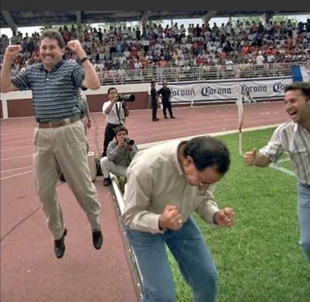 RUBENCITOU's tweet photo. YA SE VAAA, YAA SEE VAAAA… ORNELAS YA SE VAAAA!!!

EL TIGRE MAYOR!!!

👏🏻👏🏻😭👏🏻👏🏻😭👏🏻👏🏻😭👏🏻👏🏻🥹

ALV TODO SU SÉQUITO DE SINÉRGICOS INFILTRADOS 🙀😿🙀😿

EL #EfectoRamos @Rayados 😎 https://t.co/jAm3LkpIj2