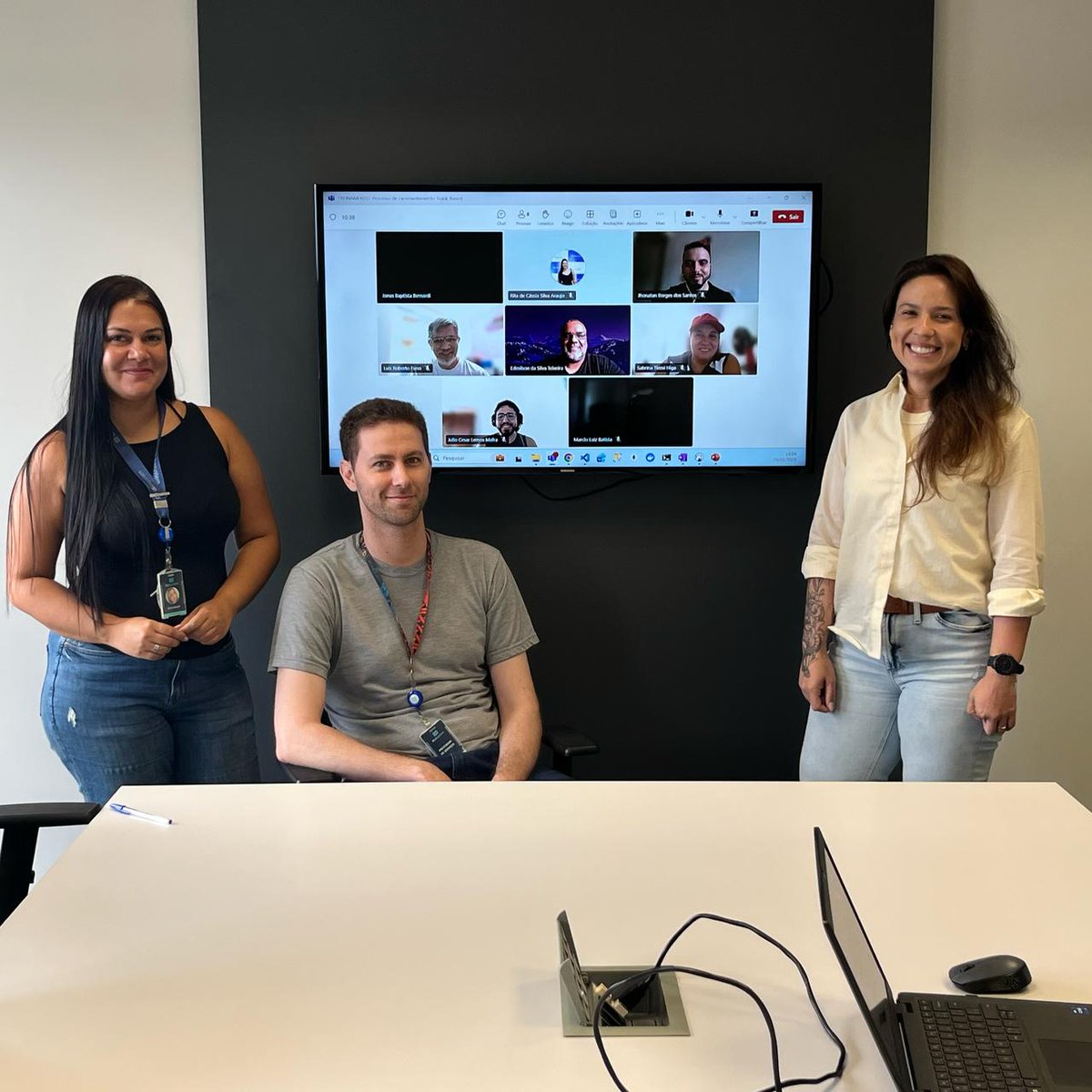 duosystemsaude's tweet image. Em fevereiro, a Duosystem realizou um workshop imperdível sobre Trunk-Based Development (TBD), explorando como essa metodologia pode transformar a produtividade, qualidade do código e a eficiência da equipe!
#Duosystem #TrunkBasedDevelopment #Desenvolvimento #Tecnologia