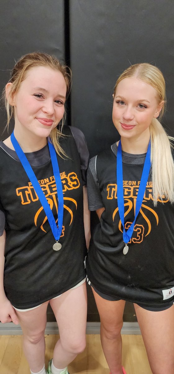 Congratulations, Makaylee and Cambria, for making the All-Tournament team!

Go Lady 🐅 🏀