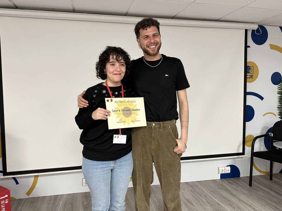 ✨ El sábado pasado, en la Asamblea General de la <a href="/CJSCNSE/">CJS-CNSE</a>, nuestra compañera Laura Soriano recibió el reconocimiento Girasor. 🌻

🎉 ¡Enhorabuena, Laura! 🎊🙌