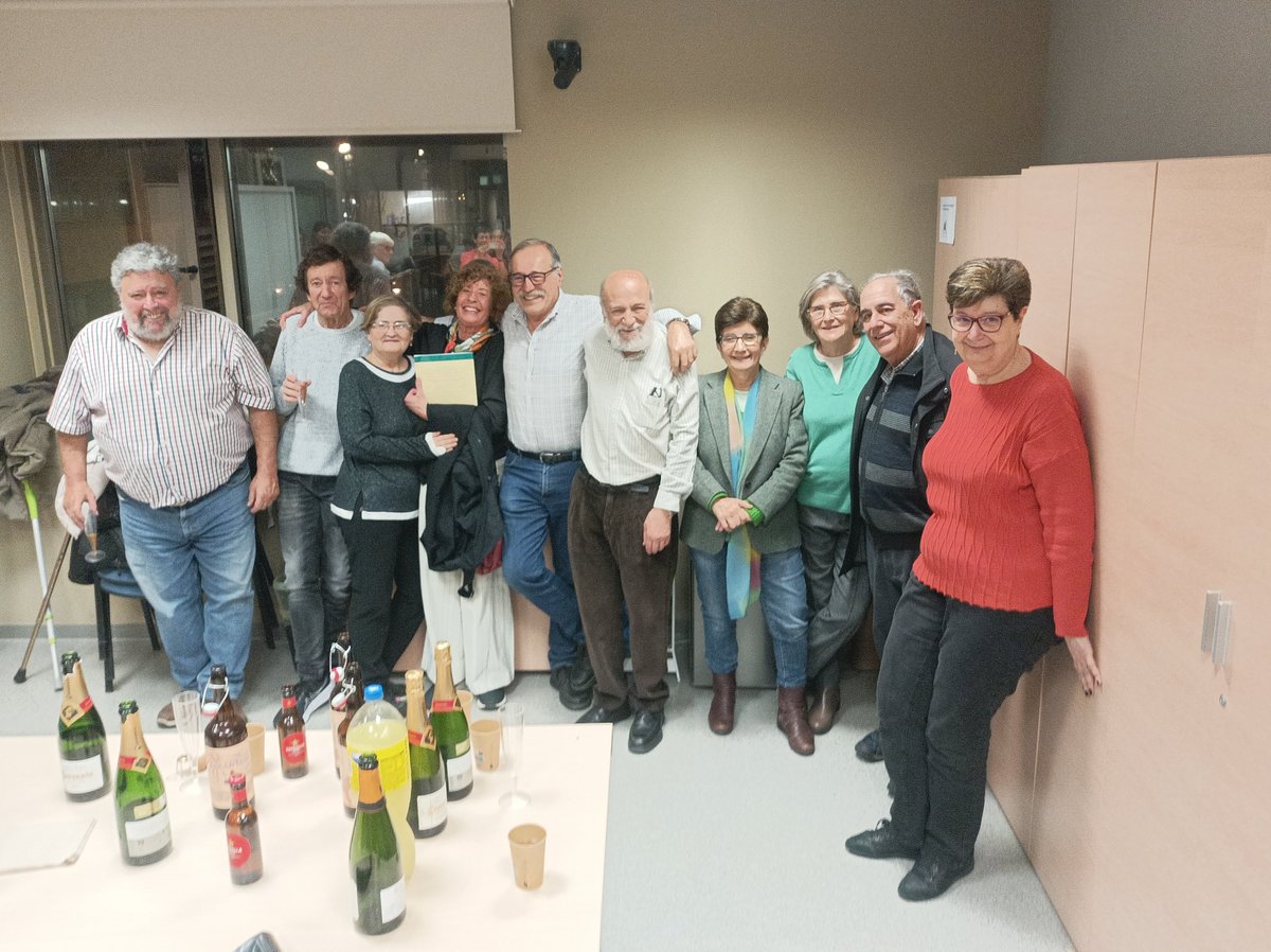 Fa uns dies vam presentar la Monografia del SERP 18 <a href="/UB_SERP/">SERP_UB</a>. Tracta les històries de les persones que van tirar endavant la recerca en Neolític a Catalunya entre els anys 70 i 80 (i encara estan en actiu!). Va ser tot un èxit d'assistència!