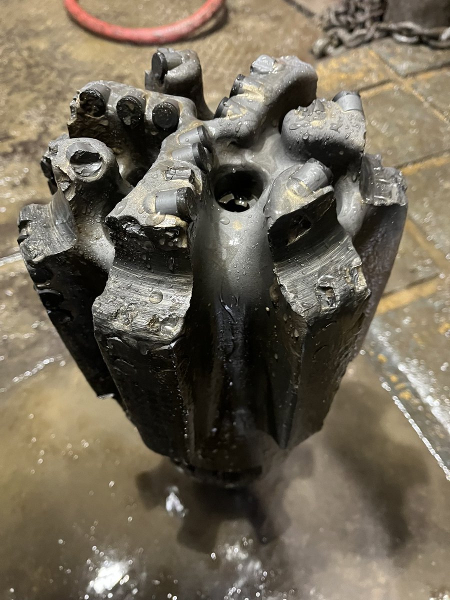 tcu1021's tweet image. Hard rock drilling isn’t for the faint of heart.
Any guesses on how many lateral feet this drilled? #EFT #OFS