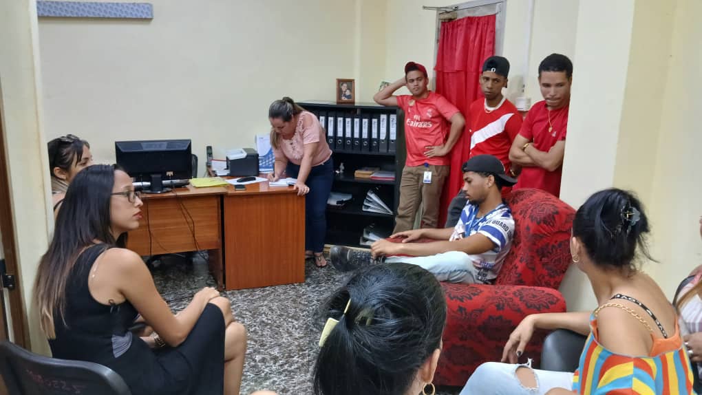 Encuentro con los jóvenes de la dirección de economía para chequear el cumplimiento de las tareas especificas asignadas a cada uno.
#JovenesDelFuturo