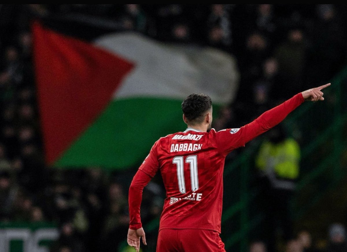 Palestinian striker Oday Dabbagh playing for Aberdeen at Celtic Park tonight.

What a lovely shot 📸🇵🇸