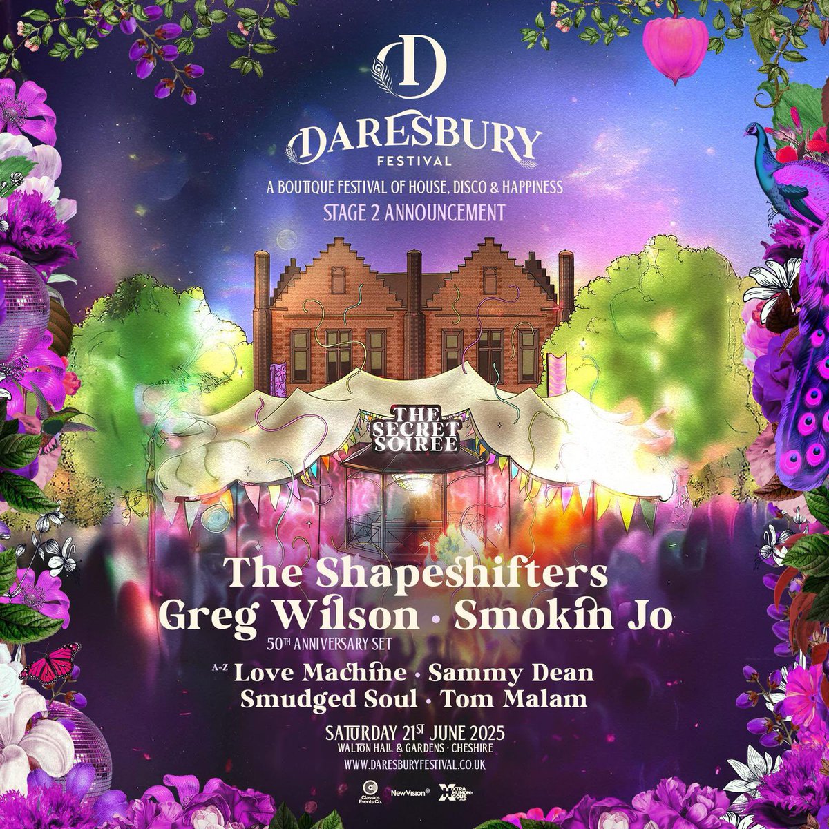 Doing my thing on my doorstep with this wicked line up 🩷