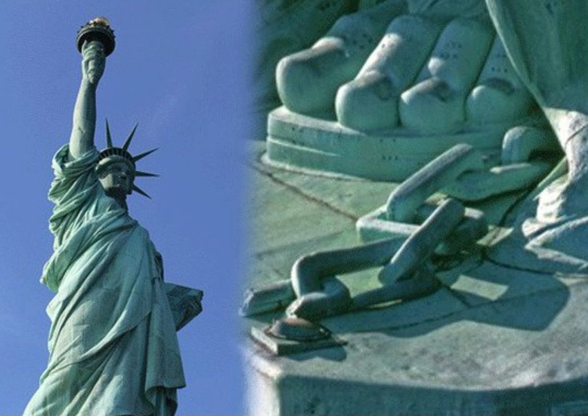 CEkongjr's tweet image. "The broken chains and shackles at the Statue of Liberty's feet symbolize the end of slavery and oppression. The chains are not visible from ground level, but can be seen from above."
#HappyBlackHistoryMonth
#Reparations4ADOS