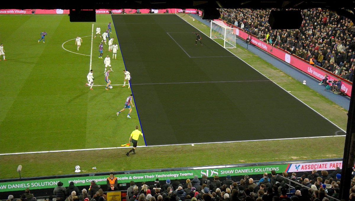 PLMatchCentre's tweet image. #CRYAVL – 71’ 

The referee’s call of goal was checked and confirmed by VAR – with Muñoz in an onside position in the build-up.