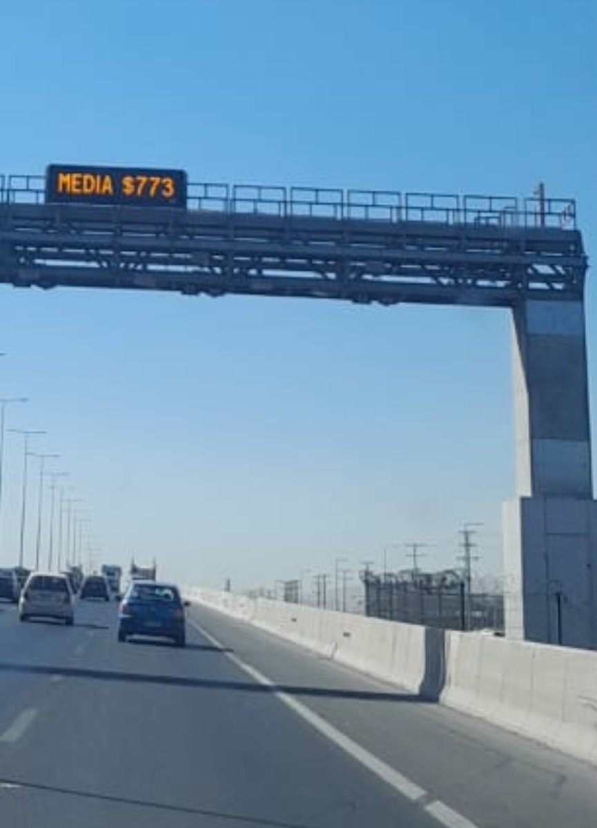 WinfriedHempel's tweet image. Lo único que no falla en el Corte Nacional de Luz, los #TAG 👇#cortedeluz