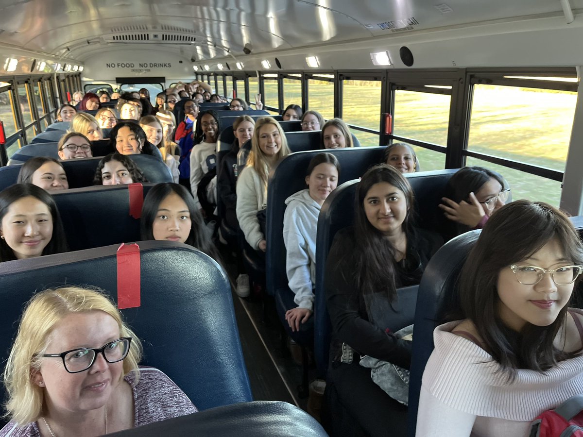 deca_cms's tweet image. Headed to Chattanooga! Ready to compete and bring home DECA glass! #TNDECA @decatn