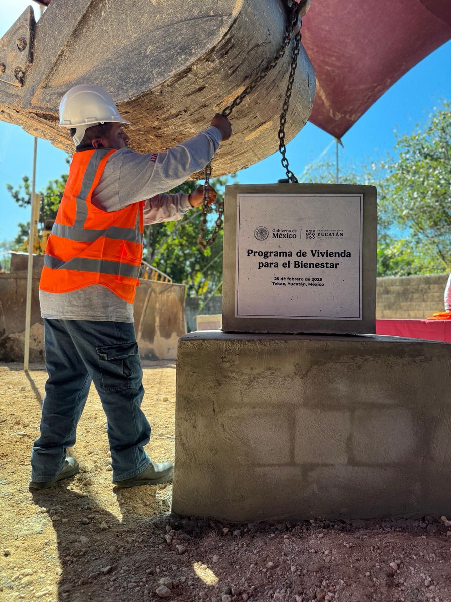 MVSNoticias's tweet image. La @SEDATU_mx y la Fundación Inbursa firmaron un convenio de colaboración para realizar este año más de 700 acciones de rehabilitación y reconstrucción de viviendas dañadas por el #HuracánOtis, que destruyó buena parte de Acapulco y Coyuca de Benitez, Guerrero, el 25 de octubre…