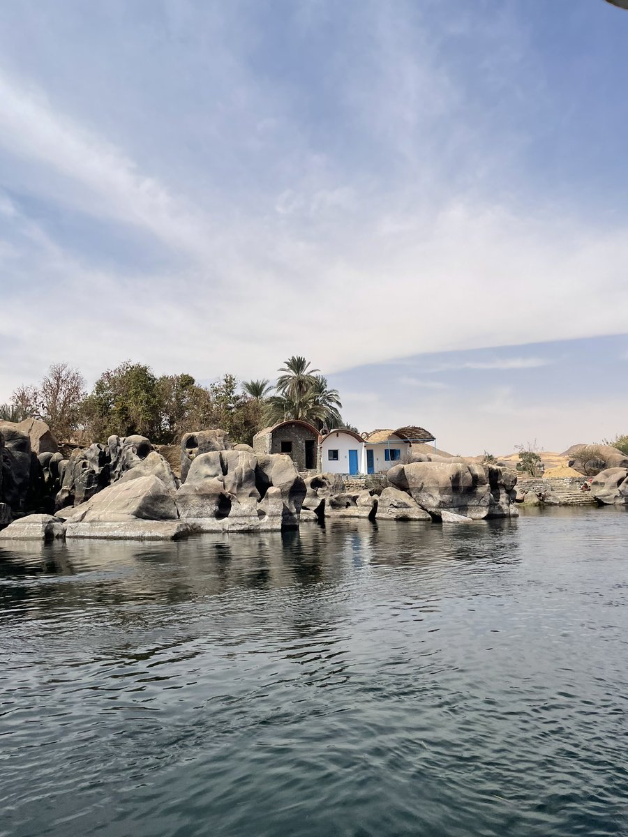 ول زيارة لأسوان الجميلة مع العائلة. أحببناها!
#اسوان 🤩