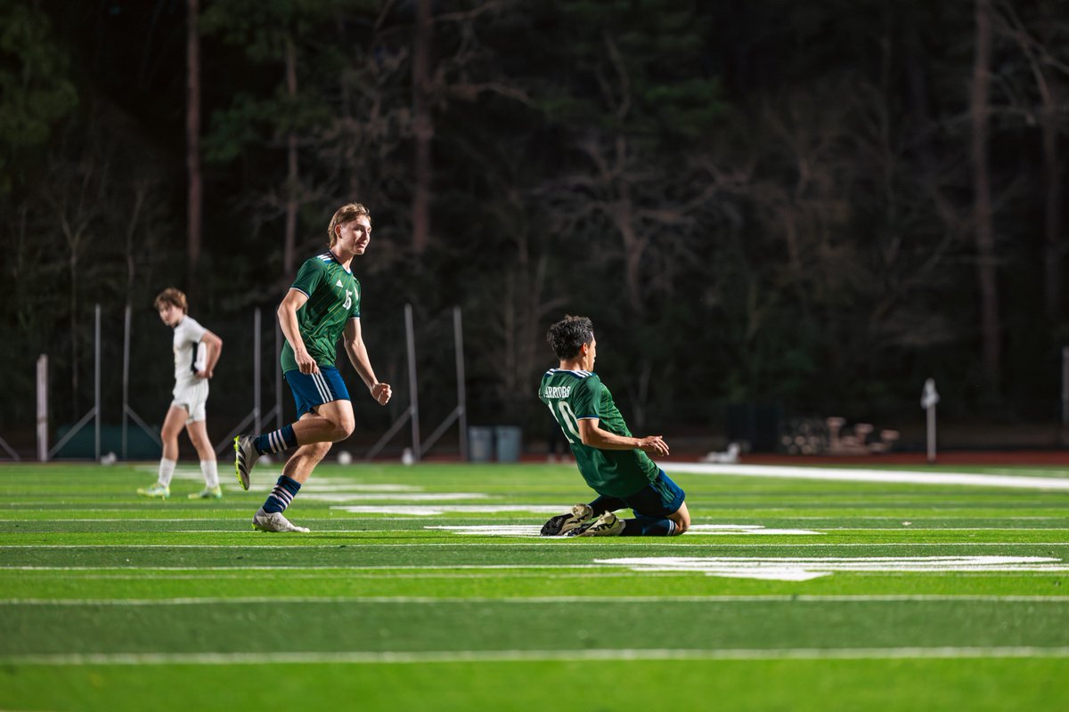 Woodlands Christian (@twcawarriors) on Twitter photo 💪⚽ Warriors take the first round and move on to the next round with a 4-1 victory! 🔥
<a href="/twcasports/">Woodlands Christian</a> 💪⚽ Warriors take the first round and move on to the next round with a 4-1 victory! 🔥
<a href="/twcasports/">Woodlands Christian</a>