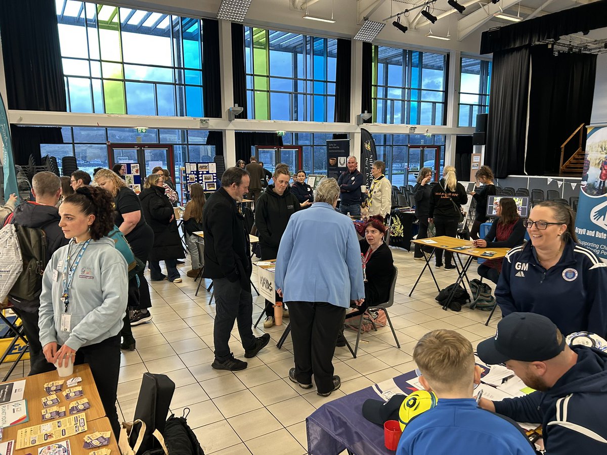 Alison Munro tweet media