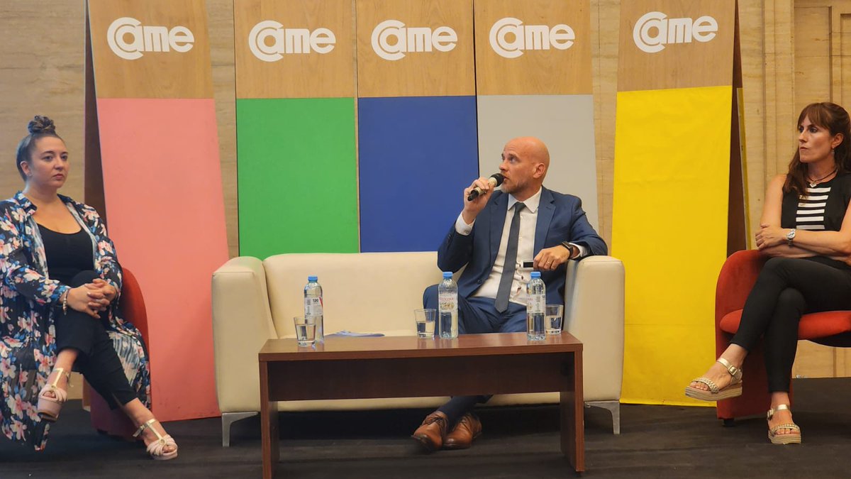 PANEL PERSPECTIVAS 2025 

El director ejecutivo de <a href="/CAMEEscuela/">Escuela de Negocios CAME</a>, <a href="/GJGrizzo/">Gastón Grizzo</a>; la jefa de <a href="/FINANCAME/">Financiamiento CAME</a>, <a href="/CarolinaMarceca/">Carolina Marceca</a>, y Florencia Iglesias, directora de Desarrollo de Capacidades Productivas de la Nación compartieron información clave sobre #herramientas y programas de apoyo para