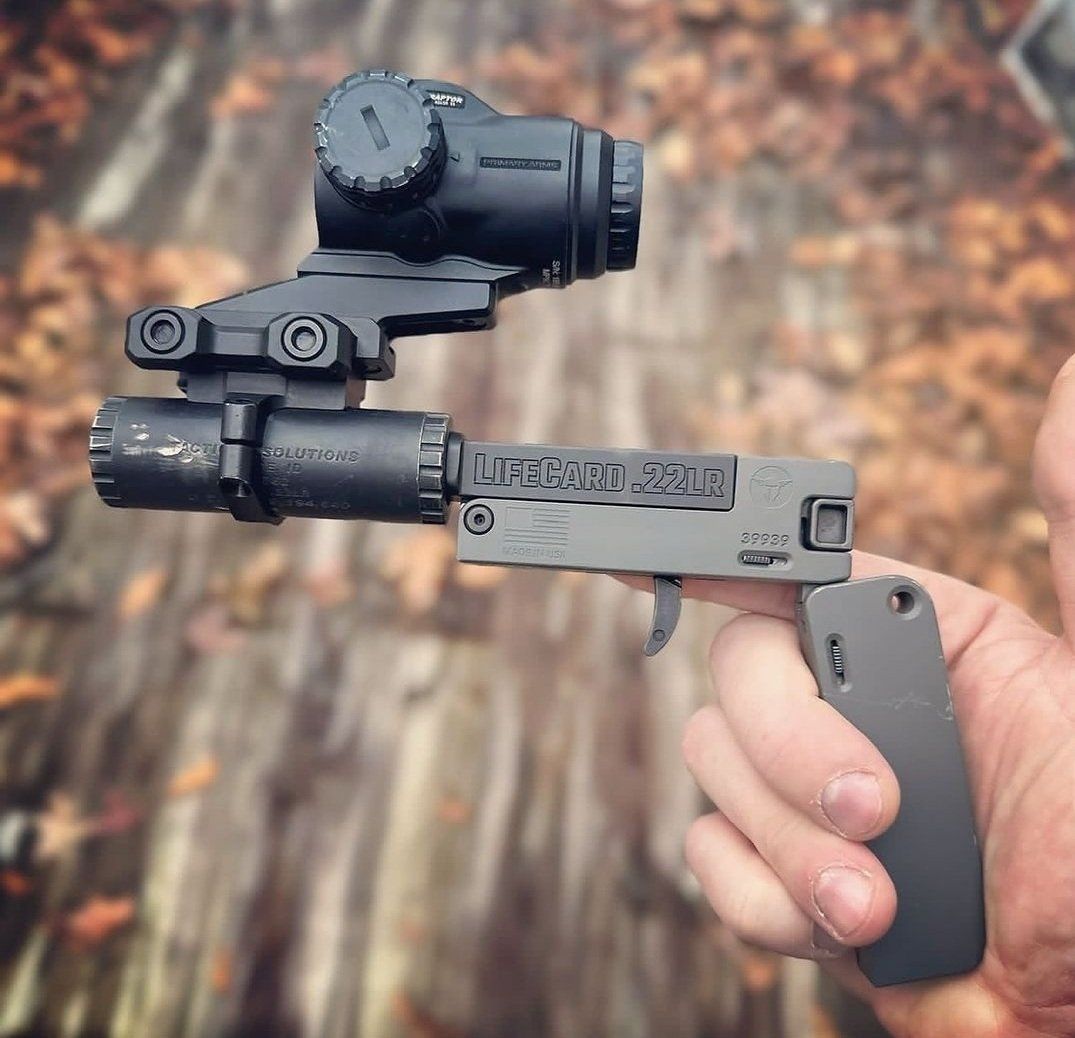 Cursed Gun Images tweet media