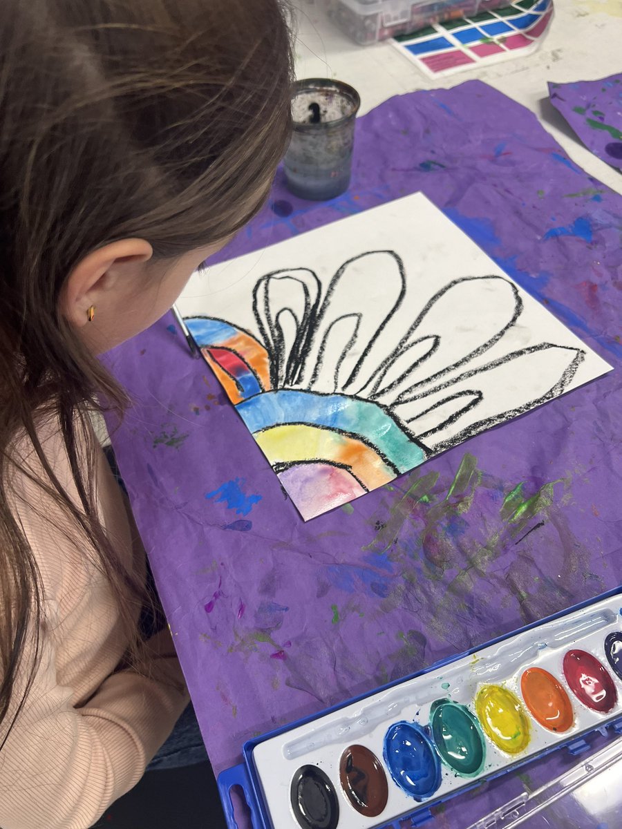 Kindergarten is learning a new skill this week! They are practicing how to properly and carefully blend watercolors together without making their palette messy! 🎨