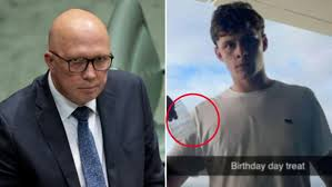 utalkntme's tweet photo. @abcnews Why has the Thug gone under ground on this one?
Pete is always missing in action when there are questions to be answered. 
#PaladinPete
#DodgyDeals
#BaddestMP
#TooManyQuestions https://t.co/w8GcbhEG3Q