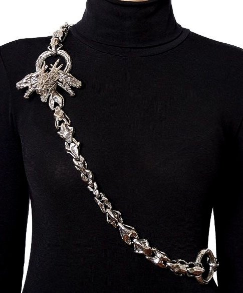 the feminine urge to wear daenerys' dragon chain to work every day