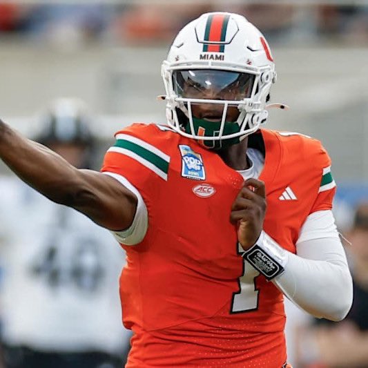 SharmSports's tweet image. Missed a lot today, but from what I saw from the Cally and Borgonzi press conferences:

One of these two will be on the Tennessee Titans next year.

#TitanUp #Titans