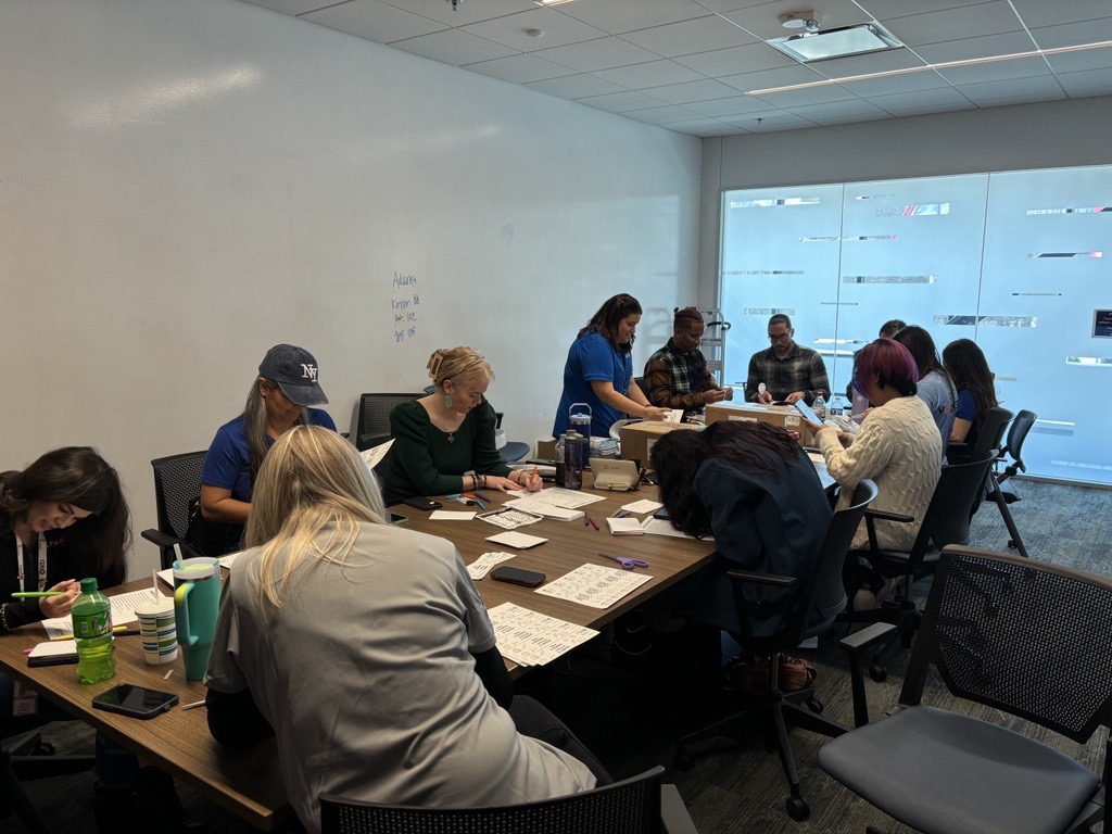 cpsenergy's tweet photo. We show up for our community! Our team organized literacy kits filled with books and school supplies to help power education with @CISSanAntonio. 📚🧠💡 We're excited to see how these materials will spark curiosity and learning among local elementary students! https://t.co/YDkoKLLOkt