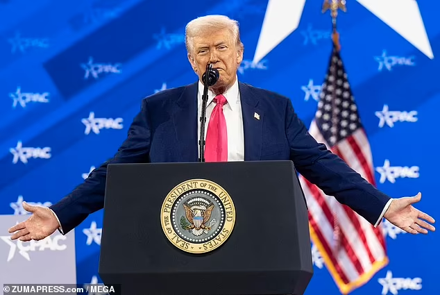 RonMilner77544's tweet image. Headline-Ukraine has agreed the terms of a minerals deal with the US in a significant step towards a peace settlement just days after rejecting the plans, it has been reported. Kyiv officials have said the war-torn country is now ready to sign an agreement with Washington on…
