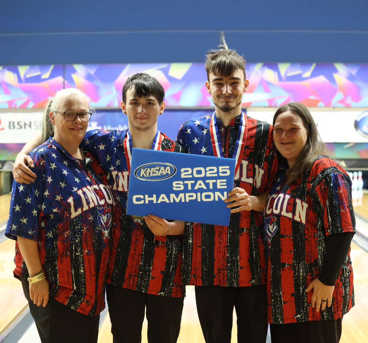KHSAA's tweet photo. Congrats, LINCOLN COUNTY, the 2025 UNIFIED BOWLING STATE CHAMP. #khsbw https://t.co/eJhogE4ynt