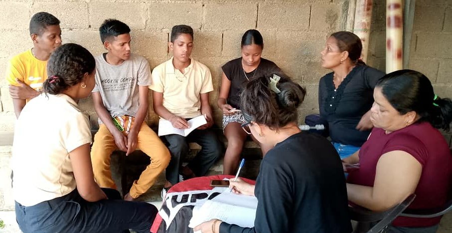 Para alcanzar nuevos niveles de formación, es necesario el estudio y el trabajo permanente. 
Teoría y praxis en el intercambio de experiencias y saberes para así lograr una profunda transformación en la concepción del hombre y la mujer nueva "Che Guevara" 
#TrabajoYEstudio